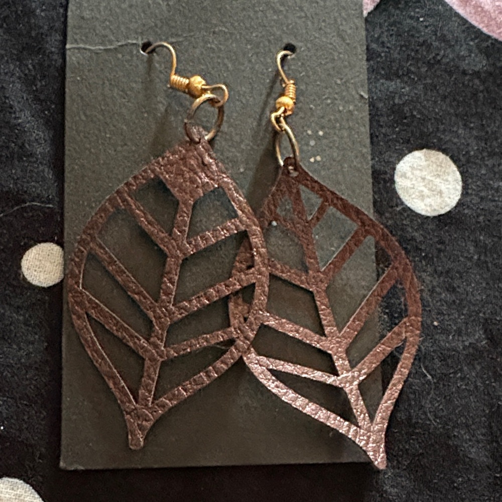 Elegant Brown Leaf Earrings